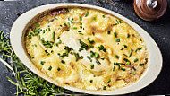 Les Fondus De La Raclette Parmentier food