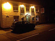 The Cross Keys Ombersley outside