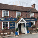 Six Bells Esterno
