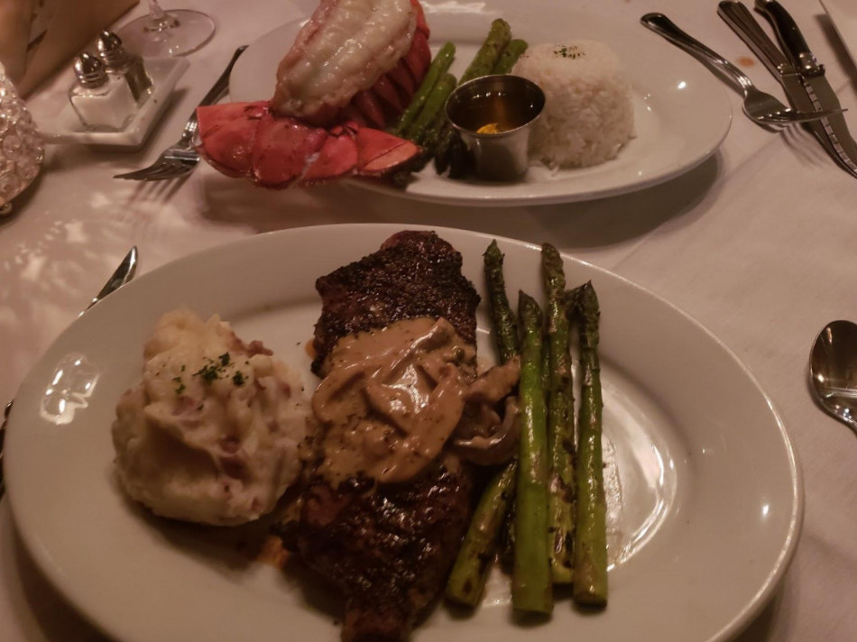 restaurant image