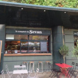 Le Comptoir de Sevan Dentro