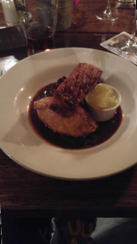 restaurant image