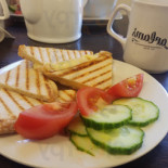 Earlam's Cibo