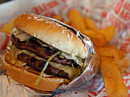 Red Robin Gourmet Burgers And Brews food