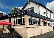 Mill House outside