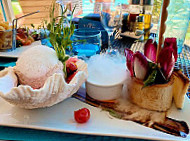 Boukarou Beach food