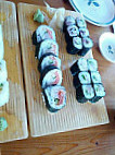 Sushi Bar 5517 food