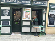 Bistrot Des Arènes outside