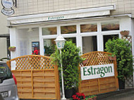 Estragon outside