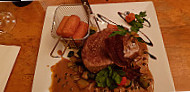 Schwarzer Adler food