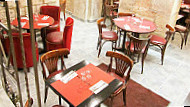 La Taverne de l'Olympia food