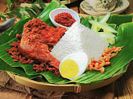 Nasi Lemak Bamboo (sri Petaling) food