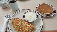 Jr's Pancake House food