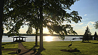 The Oaks Lakeside outside