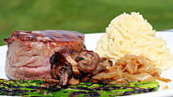 Scotland Run Golf Club's Highlander Pub Grill food