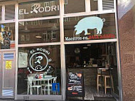 El Rodri Cafeteria inside