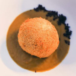 Villa Petrinum Comida