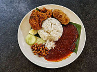 Kak Nor Nasi Lemok Kemasik inside