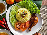 Nasi Bajet Berlauk Klebang food