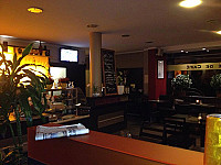 Cafe de Cafe inside