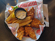 Red Robin Gourmet Burgers And Brews food