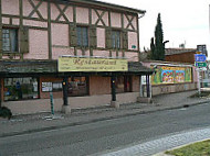 Hermitage de Corcy outside