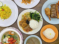 Restoran Vegetarian Bahagia food