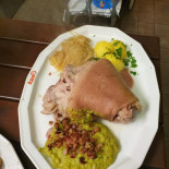 Gudrun's Bierstuben Cibo