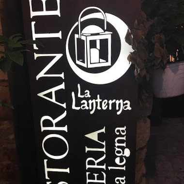 La Lanterna Pizzeria Extérieur