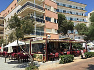 Cafeteria Heladeria Sant Antoni inside