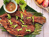 Merong Lagenda Ikan Bakar Shellout food