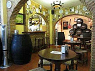 Bodeguila El Callejon' inside