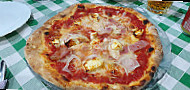 Ricca Pizza Da Francesco food