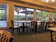 Laurel Golf Club inside