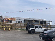 Darlene's Shrimp Shack outside