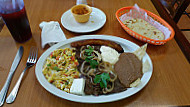 Fernanda's Salvadorian Food food