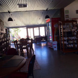 Capel Bakehouse Dentro