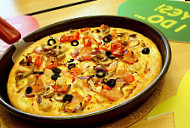 Pizza Hut Holland Park food