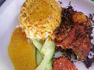 Nasi Kukus Tebuan Sesat food