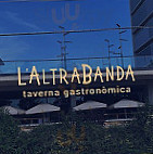 L'altra Banda outside