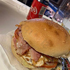 Calima Burger food