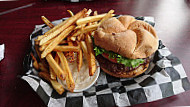 Old South Smokehouse food