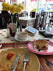 Dolly's Vintage Tea Rooms food