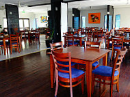 Yasi Bar and Grill inside