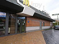 Mcdonald's outside