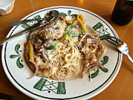 Olive Garden food