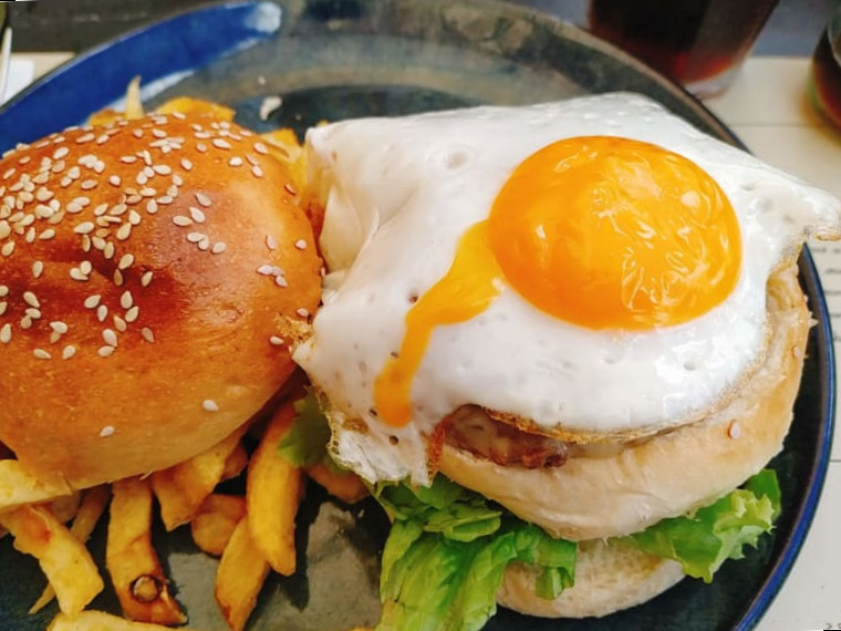 restaurant image