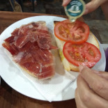 Edu's Dentro