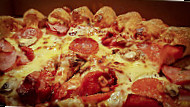 Pizza Hut Delivery Tamworth food