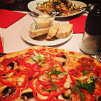 Pizzeria Sole food